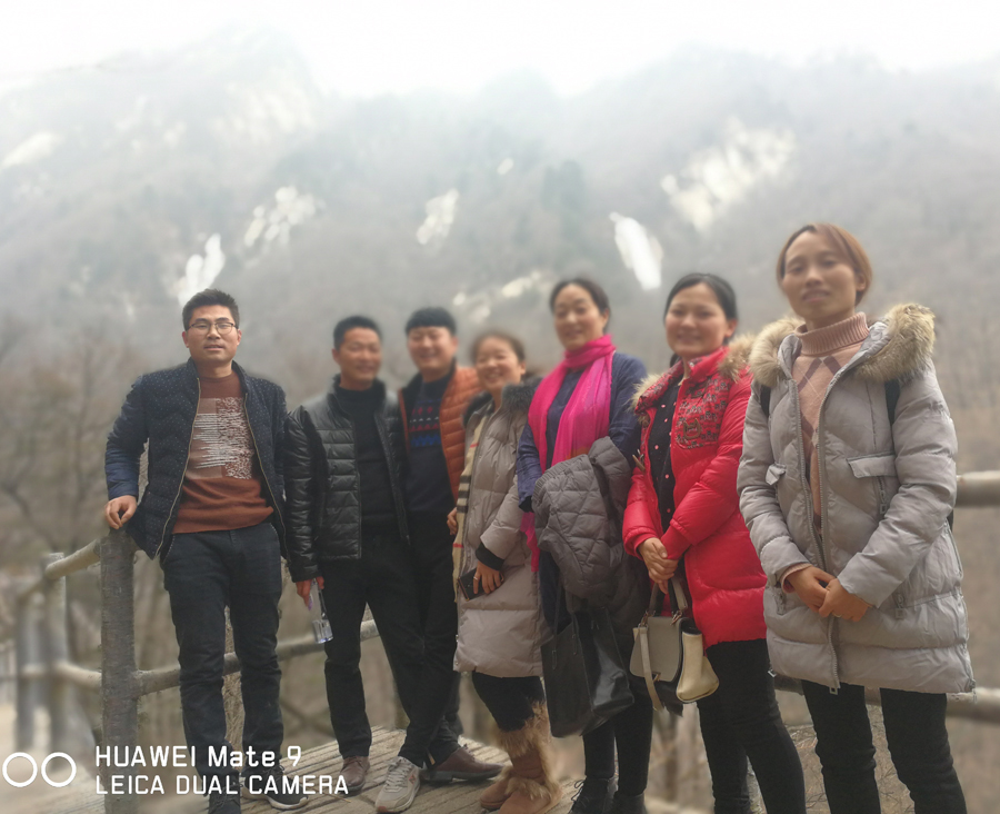 團(tuán)隊(duì)照片